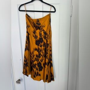 Christy Lynn Josie Skirt, Gold, Size 6, NWT